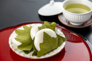 緑茶と柏餅